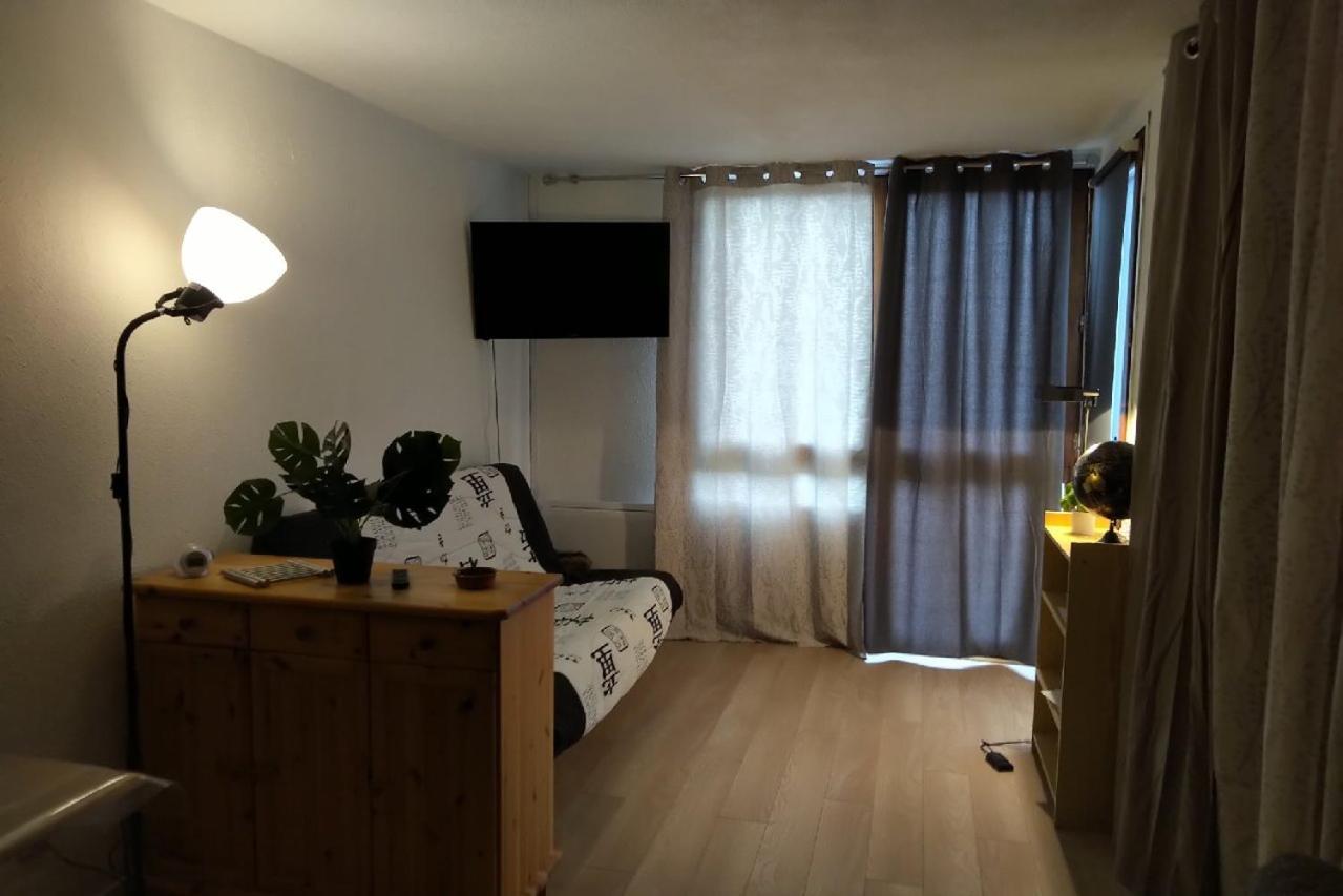 Appartement 604 Avec Vue Sur La Vallee De La Cerdagne Font-Romeu-Odeillo-Via المظهر الخارجي الصورة